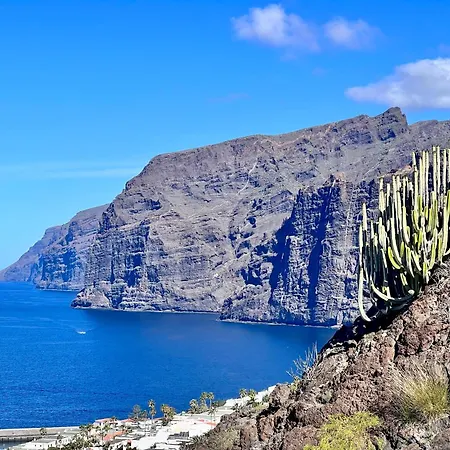 Happy Day Americas Ponderosa 公寓